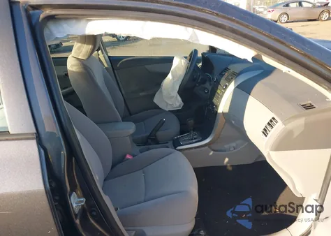 2010 Toyota Corolla Le z USA, uszkodzony, nr VIN JTDBU4EE2A9095909